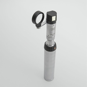 Щелевая лампа HSL150 с перезаряжаемой рукояткой и зарядным блоком BETA 4NT (SLIM)